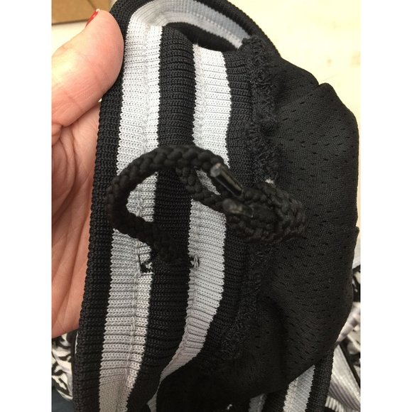 AND1 Boys Gym Shorts Size Medium 10/12 - Picture 5 of 7